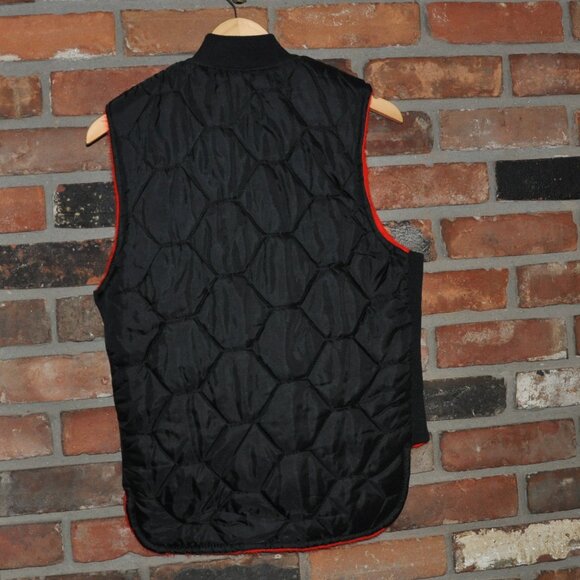 Vintage 1988 Calgary Winter Olympic  Black Puffer Vest Fuzzy Red Lining S - Picture 3 of 4